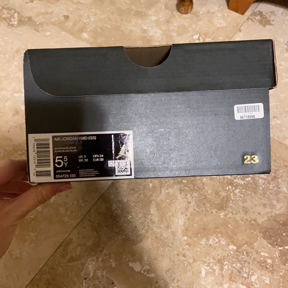 WHITE PLAYBOY JORDAN 1S - Picture 2 of 7